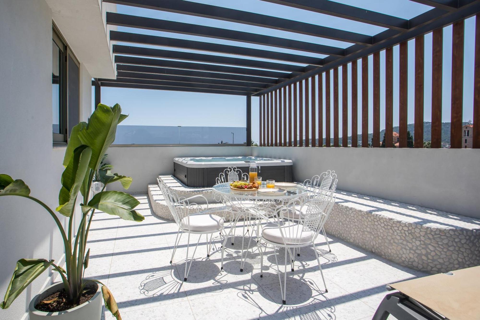 Jimmy's Garden Hotel Faliraki